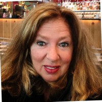 Caesars Entertainment Meetings and Events Employee Reina H.'s profile photo