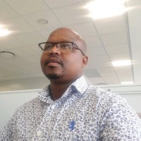 JSE Employee Bonga Maku's profile photo