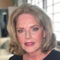 Robyn Farrelly Email