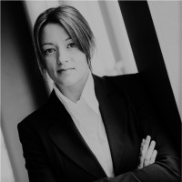 Julia-Helen Sellhorst Email