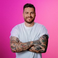 Max Ostermeier Email