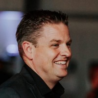 Sander de Vos Email
