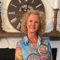 IT Resources Employee Lisa Davidson's profile photo