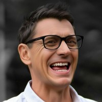 Simon Berg Email