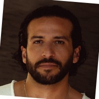 AXL - Fractional CMO Employee Rojie Tadros's profile photo