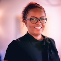 Flintridge Preparatory School Employee Jamie Kidwell's profile photo