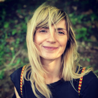 Edina Leitner Email