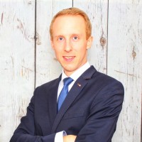 Stefan Schöll Email