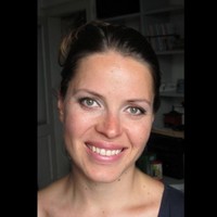 Laura Derganz Email