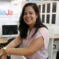 Camilla de Assis Email