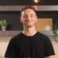 Shake Content Employee James Farnfield's profile photo