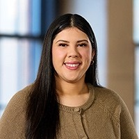 Leslie Muñoz Email