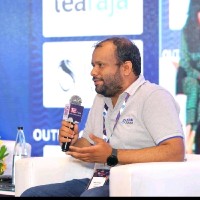 E-mail e número de telefone de Naman Shah