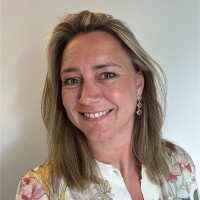 Dyanne Lesser Email & Phone Number