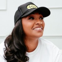 Davina Thomas Email & Phone Number