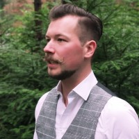 Enterprise Bot Employee Erik Eberhardt's profile photo