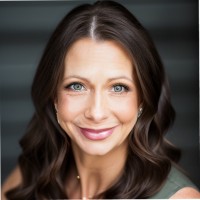 Science Retail Employee Lori Tate's profile photo
