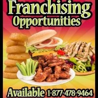 Planet Wings Employee Liz Hart's profile photo