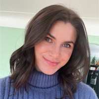 Isabelle Glidden Email & Phone Number