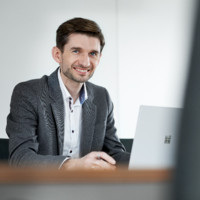 Bernhard Siebert Email
