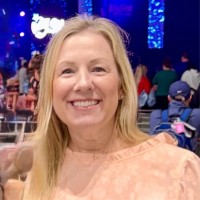 Chelley Williams Email & Phone Number