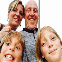 Simon Thacker Email