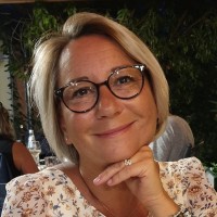 Isabelle Cressend Email