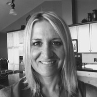 Jenna Kauzlaric Email & Phone Number
