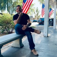 Influential Employee Haris Reis's profile photo