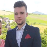 Kade MacKintosh Email