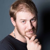 Eric Luce Email & Phone Number