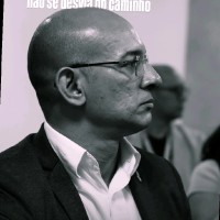 Cezar Oficial Email & Phone Number