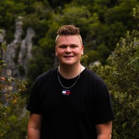 100%EMAIL Employee Evan de Vries's profile photo