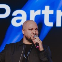 Isaque Ferreira Email