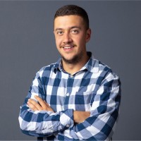 Victor Schmidt Email