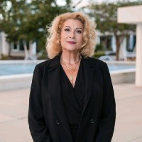 Berkshire Hathaway HomeServices Florida Network Realty Employee Onnalee Ricci's profile photo