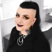 Goodie Two Sleeves Employee Heather Martinez's profile photo