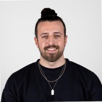 Tom Hübner Email