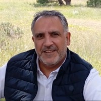 Alberto Oliva García Email