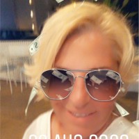 Robyn Woolley Email