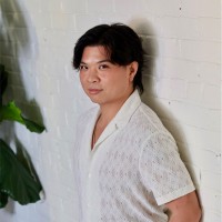 Huy Ngô Email