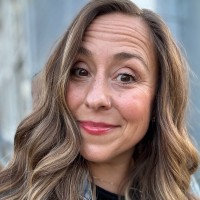 Jessica Flores Email & Phone Number