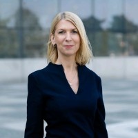 Inese Jušvajeva Email