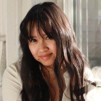 Clarisse G. Email