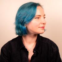 dear digital Employee Lara Deraes's profile photo