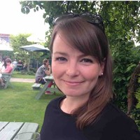 Nicola Davies Email