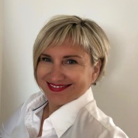 Martine Zahn Email