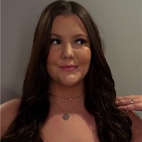 Britt Hulsmans Email & Phone Number