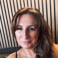 Helen Smith Email & Phone Number