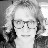 Extend Financial Employee Denise Barr's profile photo